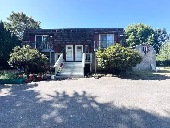 1324 - 1326 NW Victoria Avenue Apartment for rent in Gresham, OR
