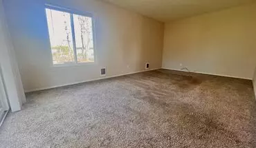 3 of 13 912-916 NE Hacienda Ct Apartment for rent in Gresham, OR