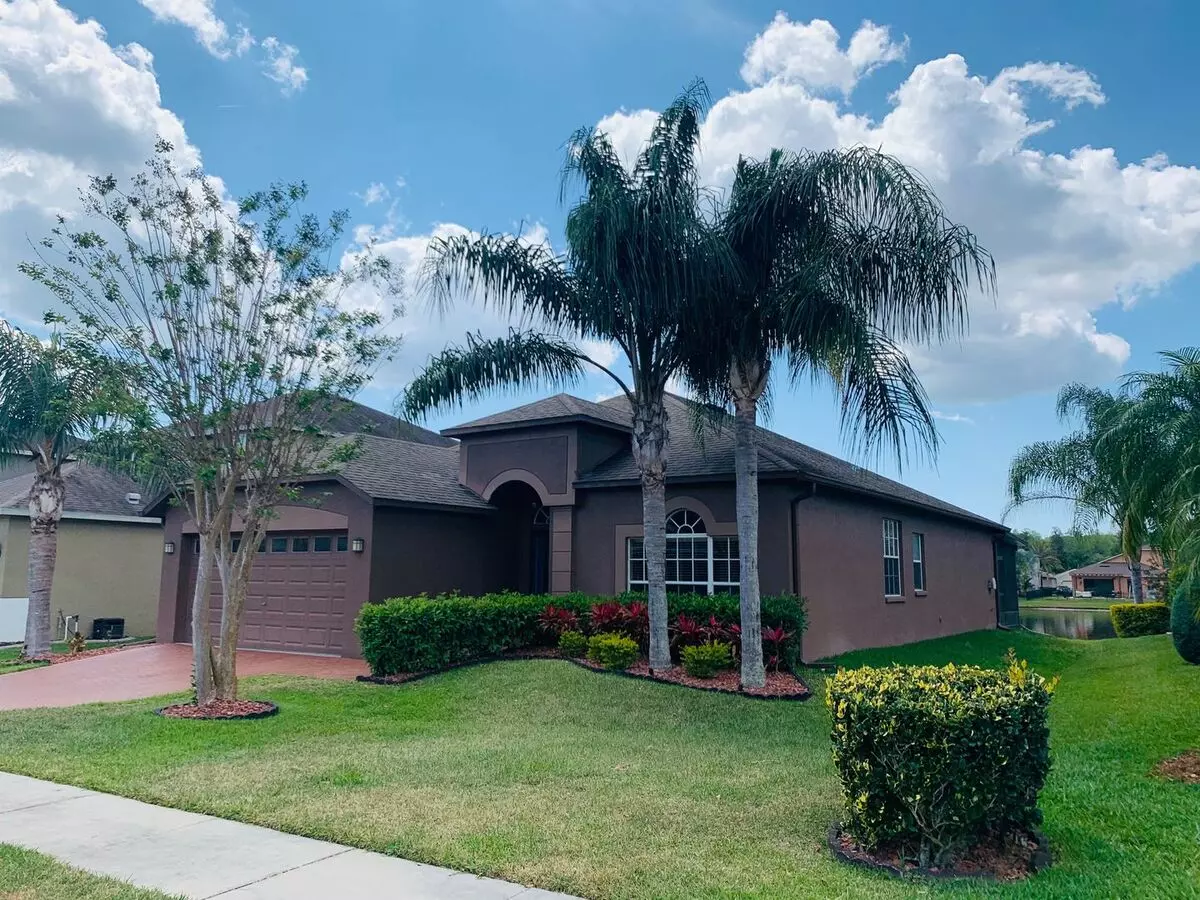 Waterfront View! 4 Bed 2 Bath 2 Car Garage House for rent in Trinity, FL