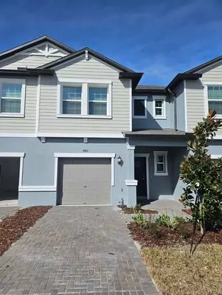 Dazzling 3-bedroom, 2.5-bathroom, 1 Car Garage Townhouse For Rent. Apartment for rent in Land O Lakes, FL