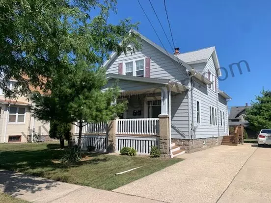 4529 18th Ave Apartment for rent in Kenosha, WI