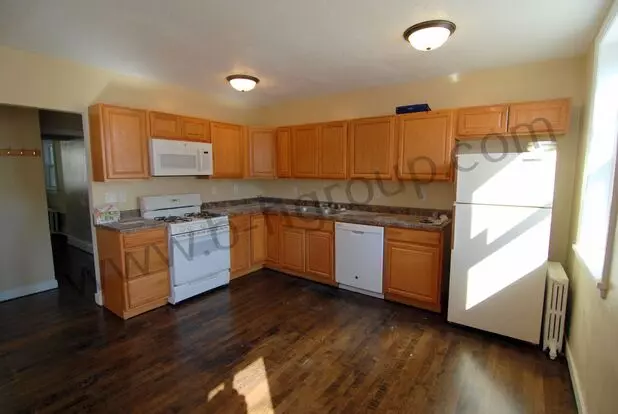 2301 52nd St Apartment for rent in Kenosha, WI