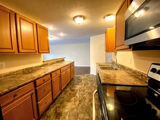 ***available August 2026*** 5 Bed 2 Bath House Downtown Apartment for rent in Bloomington, IN ***available August 2026*** 5 Bed 2 Bath House Downtown Apartment for rent in Bloomington, IN