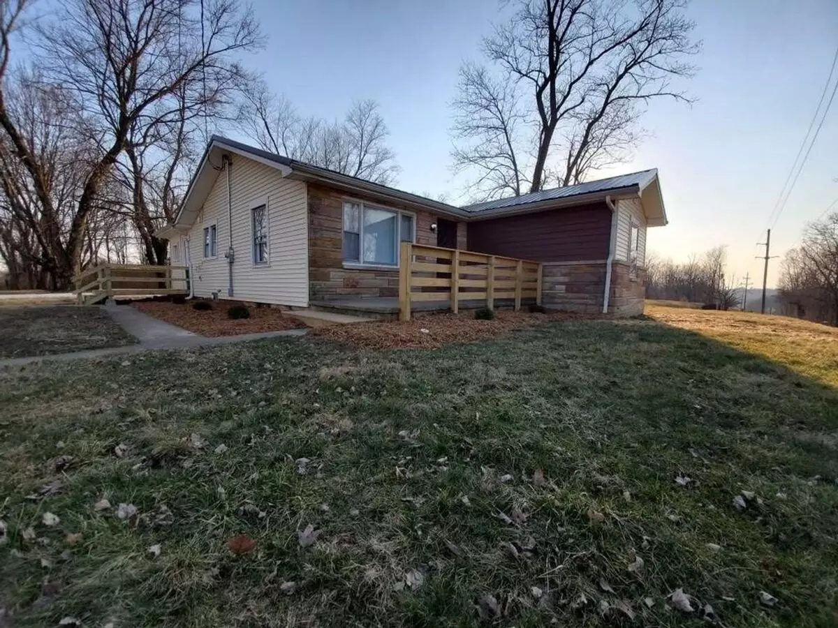 New Remodel 3 Bed 2 Bath Ranch House! House for rent in Bloomington, IN