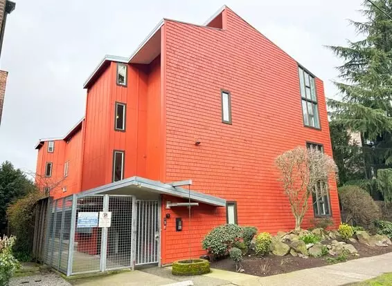 Thunderbird Apartments Apartment for rent in Seattle, WA Thunderbird Apartments Apartment for rent in Seattle, WA