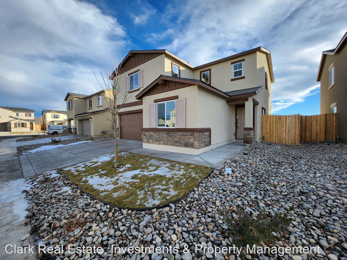 8942 Wolf River Dr Reno, NV House for Rent Rentable