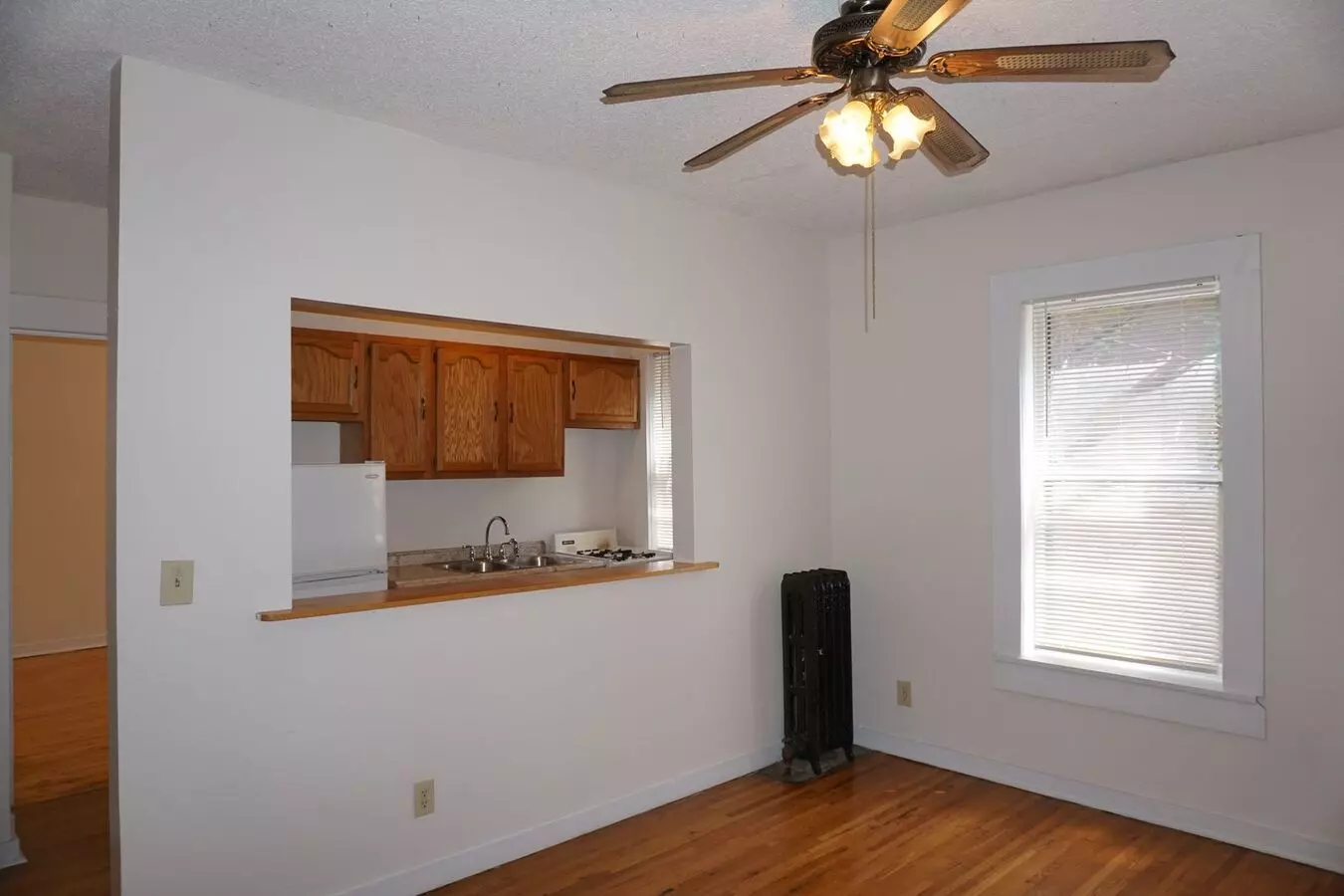 17 - 26 Oak Grove Apartment for rent in Minneapolis, MN