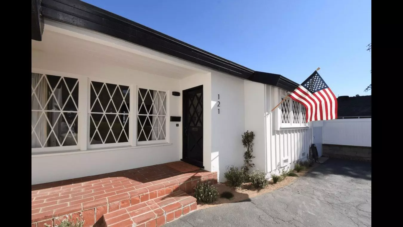121 Via Los Altos House for rent in Redondo Beach, CA
