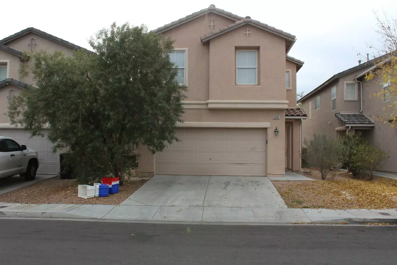 Single Story Home With Fenced Yard And Pet Friendly Owners House for rent in Las Vegas, NV