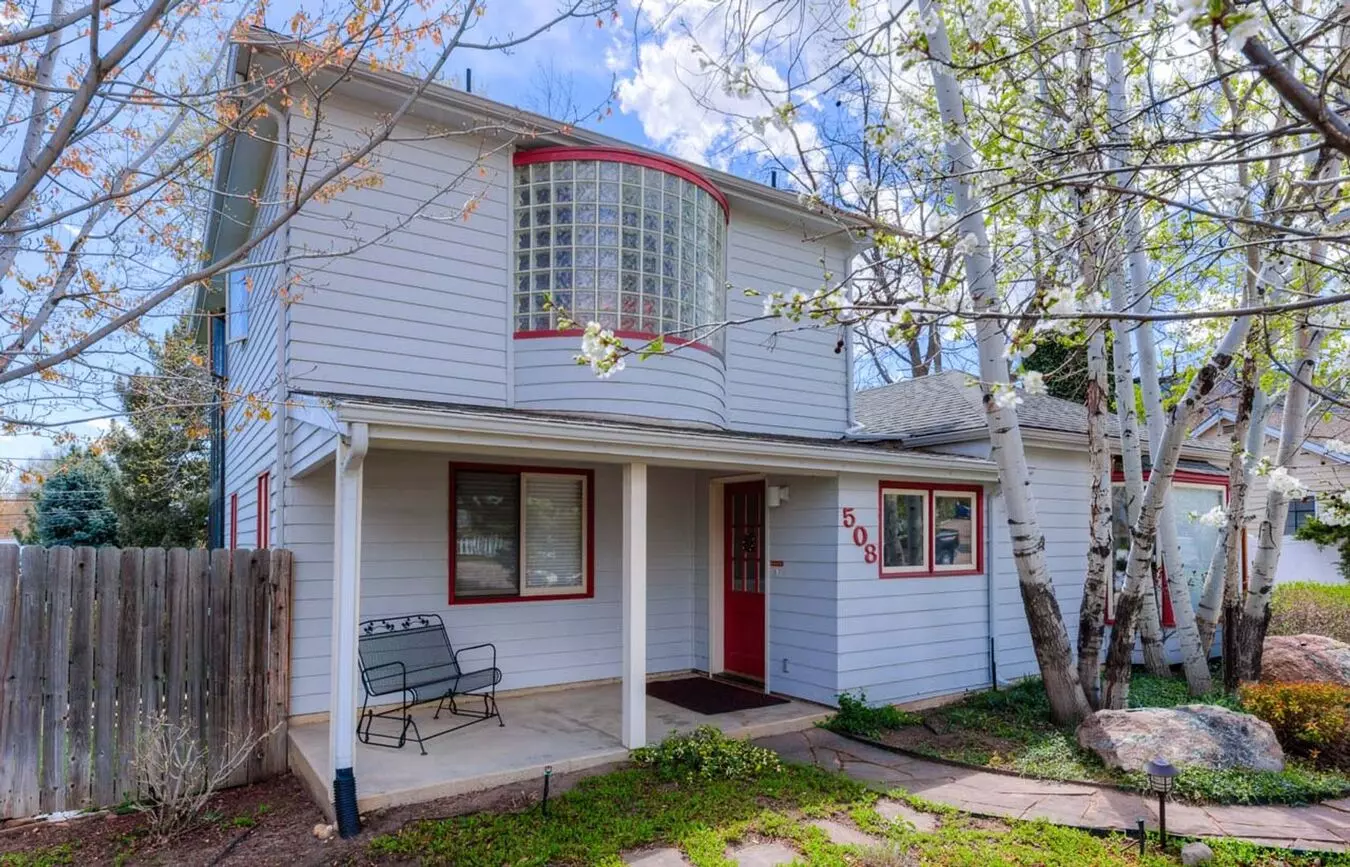 Architectural West Boulder Gem For Rent – Sunlit Solarium, Sauna & Mountain Views House for rent in Boulder, CO