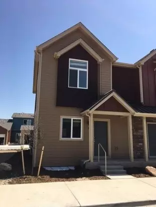Beautiful 3 Bed/3.5 Bath Townhome Apartment for rent in Longmont, CO Beautiful 3 Bed/3.5 Bath Townhome Apartment for rent in Longmont, CO