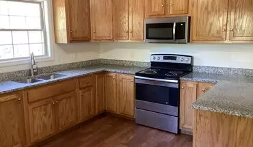 2 of 9 2 Bed 1 Bath Blackstone Duplex House for rent in Blackstone, VA