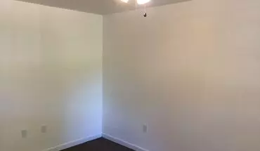 4 of 9 2 Bed 1 Bath Blackstone Duplex House for rent in Blackstone, VA