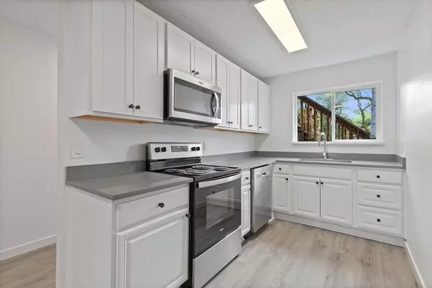 Newly Remodeled Kennedy Park Apartments! Apartment for rent in Beaverton, OR Newly Remodeled Kennedy Park Apartments! Apartment for rent in Beaverton, OR