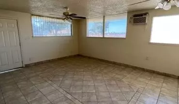 4 of 13 1092 E Hosking Ave House for rent in Bakersfield, CA