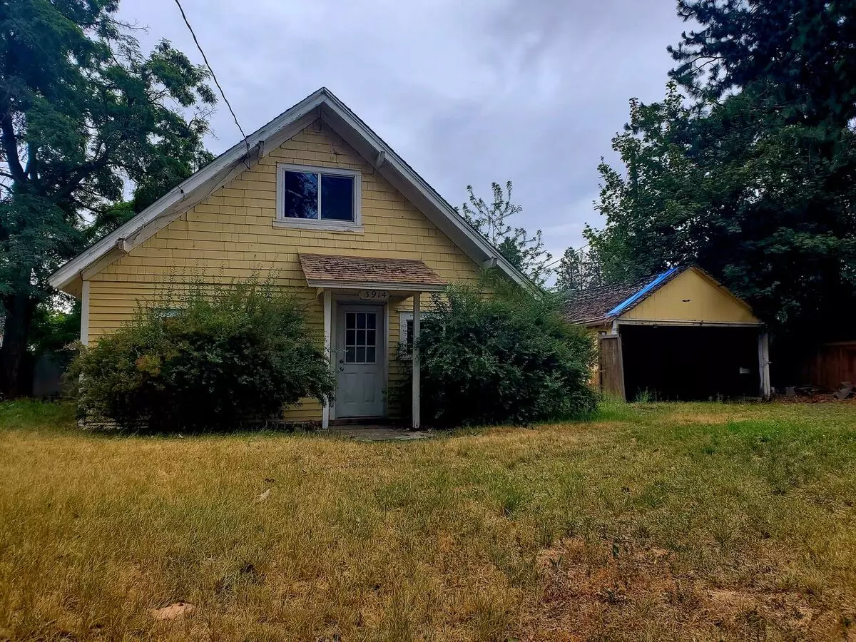 South Hill Cottage Home - Large Fenced Yard House for rent in Spokane, WA