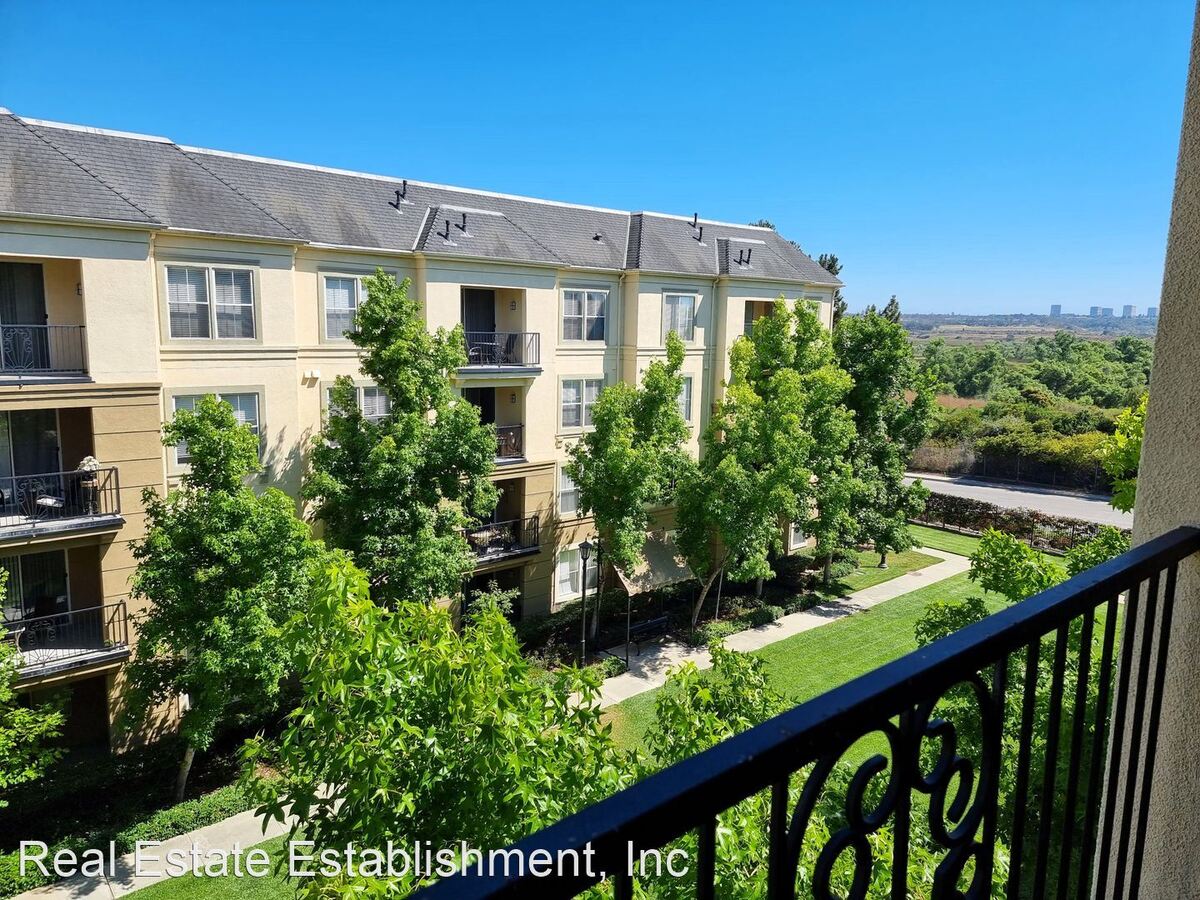 2434 Watermarke Pl Irvine, CA House for Rent Rentable