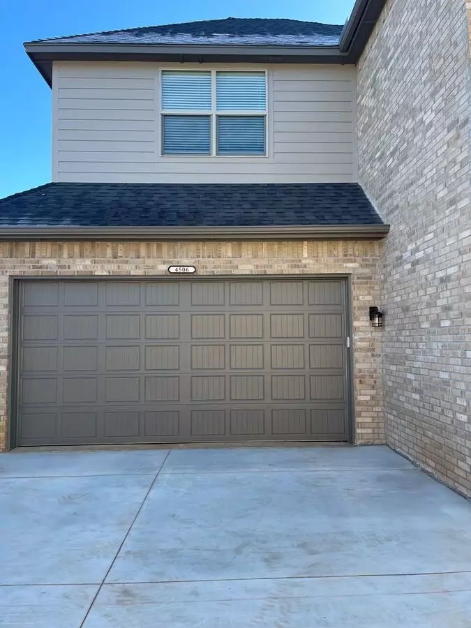 3 Bed 2 1/2 Bath Home In The Enclave House for rent in Norman, OK