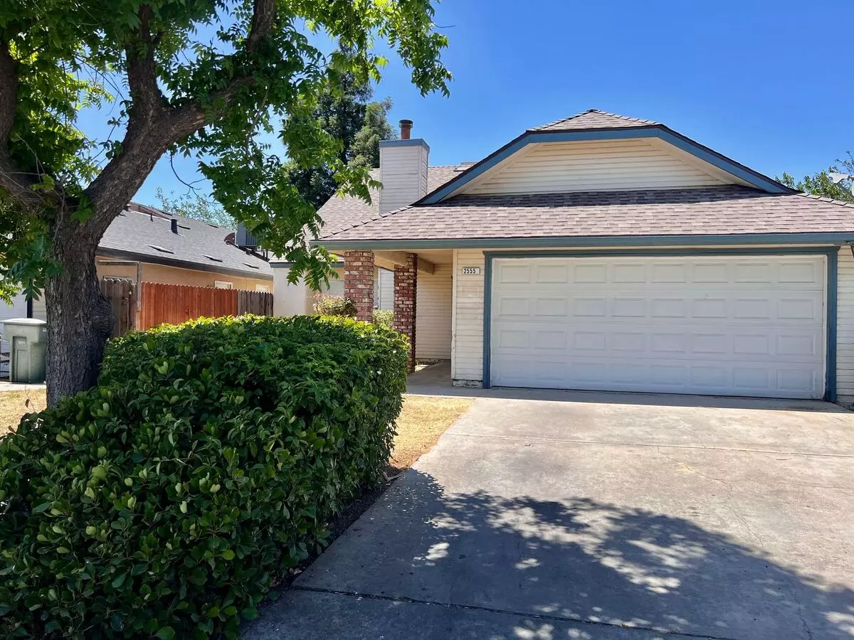 $1,900 Princeton & Brawley, 3 Bed - N Dewey Ave, Fresno House for rent in Fresno, CA