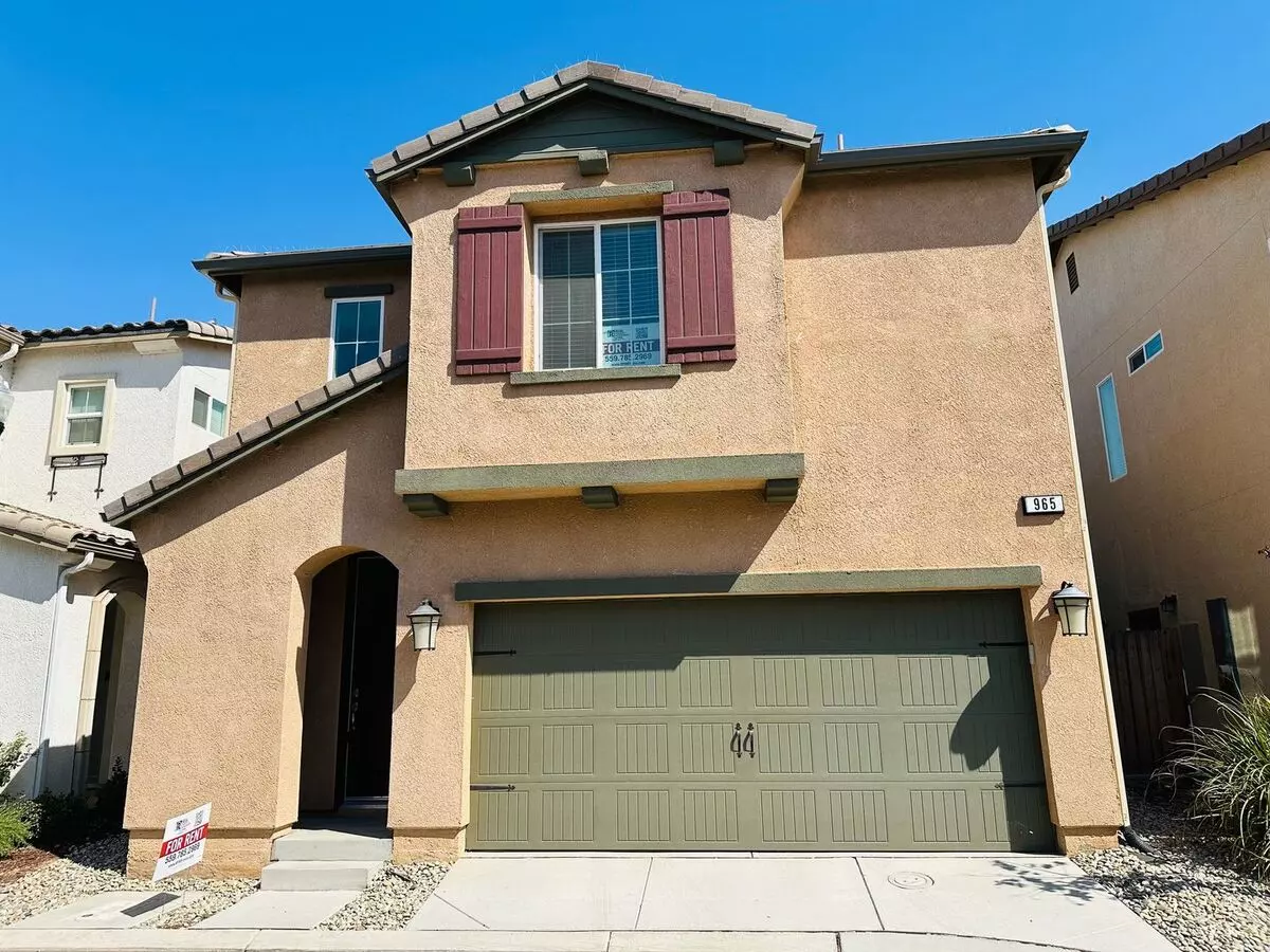 $2,195 Madera, Riverstone Community, Hwy 41 & Ave 12, Hoa Pool, Solar, 3 Bed - Thurman Way House for rent in Madera, CA