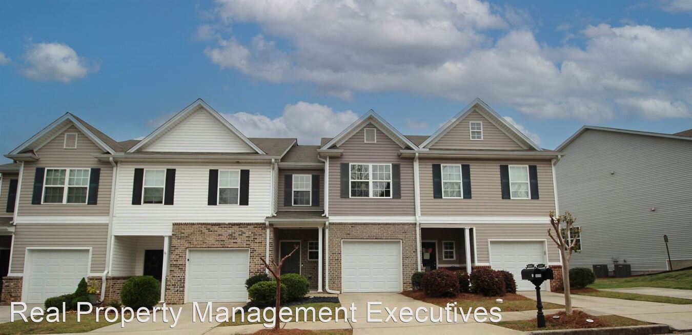 4690 Beacon Ridge Ln Flowery Branch, GA House for Rent