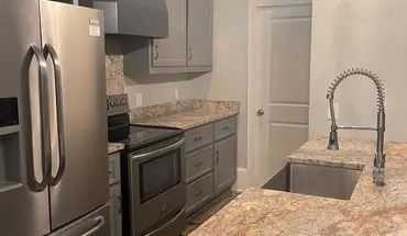 2 of 9 Modern One Bedroom Apartment In Heart Of Downtown House for rent in Macon, GA