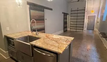 3 of 9 Modern One Bedroom Apartment In Heart Of Downtown House for rent in Macon, GA