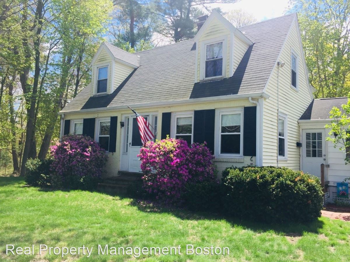 95 Plymouth St Holbrook, MA House for Rent