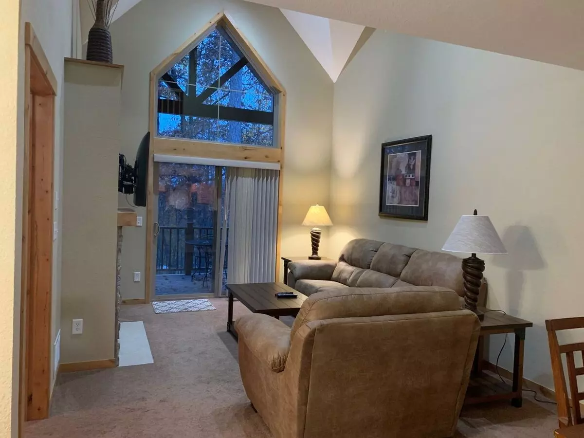 Short Term Winter Rental - 3 Bed / 5 Bath Condo In Lakeshore House for rent in Lake Shore, MN
