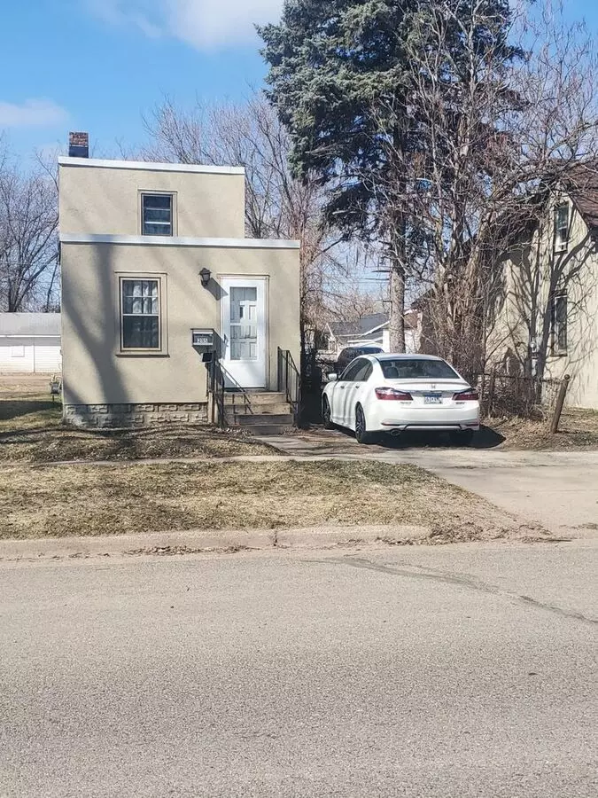 215 4th Ave NE House for rent in Brainerd, MN