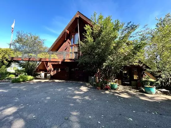 Gorgeous A Frame Loft Home In The Country Apartment for rent in Hamilton, MT