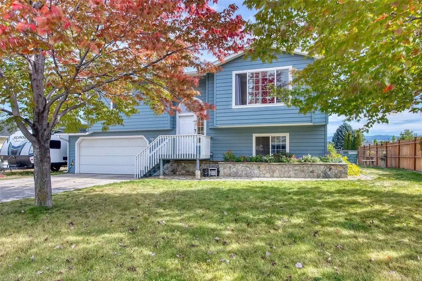 Spacious 4 Bed/ 3 Bath Hamilton Home House for rent in Hamilton, MT