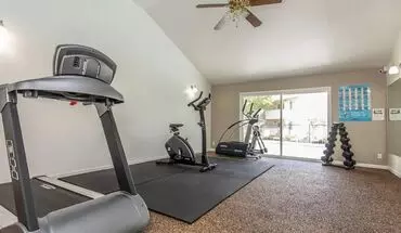 4 of 6 Olive Dee Apartment for rent in Lemoore, CA