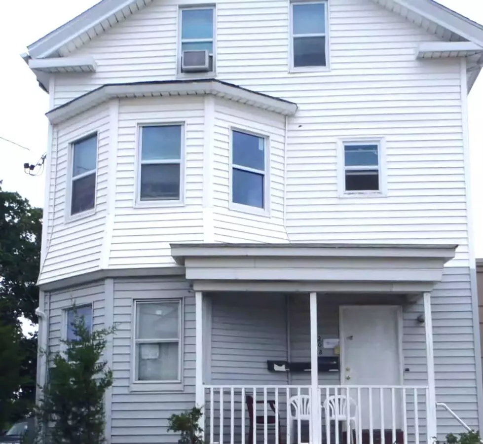 208 Sherburne St Apartment for rent in Providence, RI