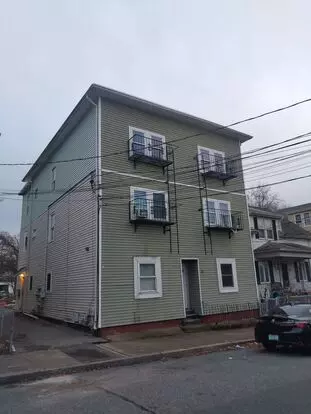 86-88 Lawn Ave Apartment for rent in Pawtucket, RI