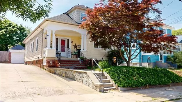 ****providence/mt. Pleasant – Single Family With Electric Included - $3,395*** Apartment for rent in Providence, RI