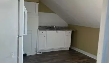 3 of 18 208 Sherburne St Apartment for rent in Providence, RI