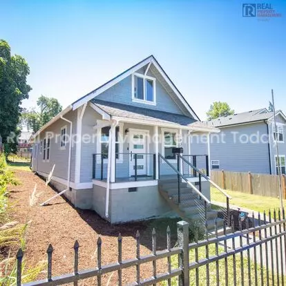 $500 Move In Special!! Renovated 3 Bedroom With Office + Detached Garage! Apartment for rent in Tacoma, WA