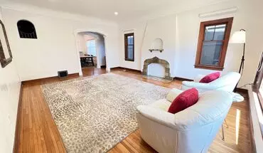 2 of 32 Pcd - 4303 E 3rd St Apartment for rent in Long Beach, CA