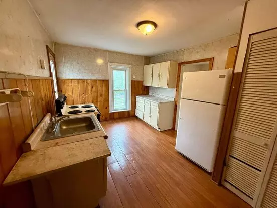 516 Callon St Apartment for rent in Wausau, WI