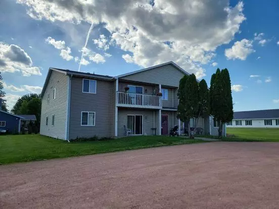 119000 E North St Apartment for rent in Stratford, WI