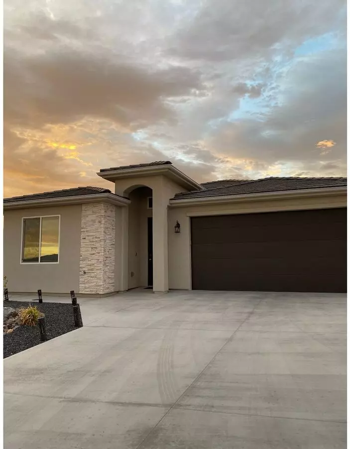 3568 W 175 N House for rent in Hurricane, UT