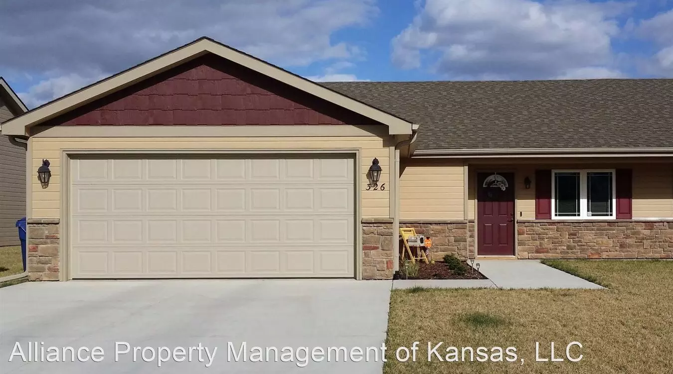 326 Highland Grove Dr House for rent in Manhattan, KS