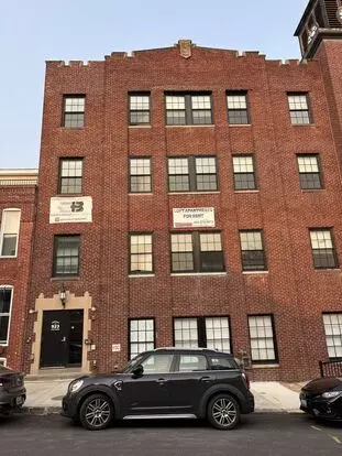 923 S East Ave Apartment for rent in Baltimore, MD