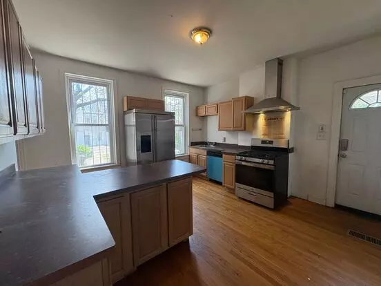 Enormous 5bd/4.5ba Charles Village Home Cac, Parking, W/d And More.. Available 8/1 Apartment for rent in Baltimore, MD Enormous 5bd/4.5ba Charles Village Home Cac, Parking, W/d And More.. Available 8/1 Apartment for rent in Baltimore, MD