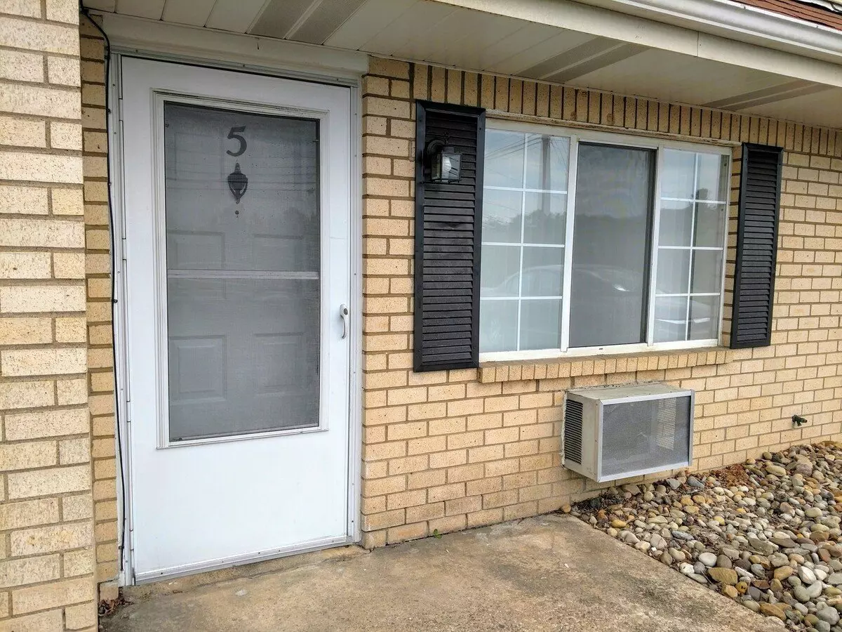 Eli1105 Apartment for rent in New Kensington, PA