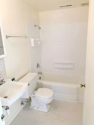 Kings Court- Kc Apartment for rent in Corvallis, OR