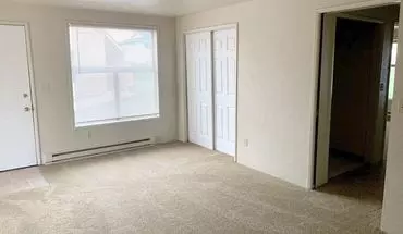 5 of 18 Wake Robin Duplexes Apartment for rent in Corvallis, OR