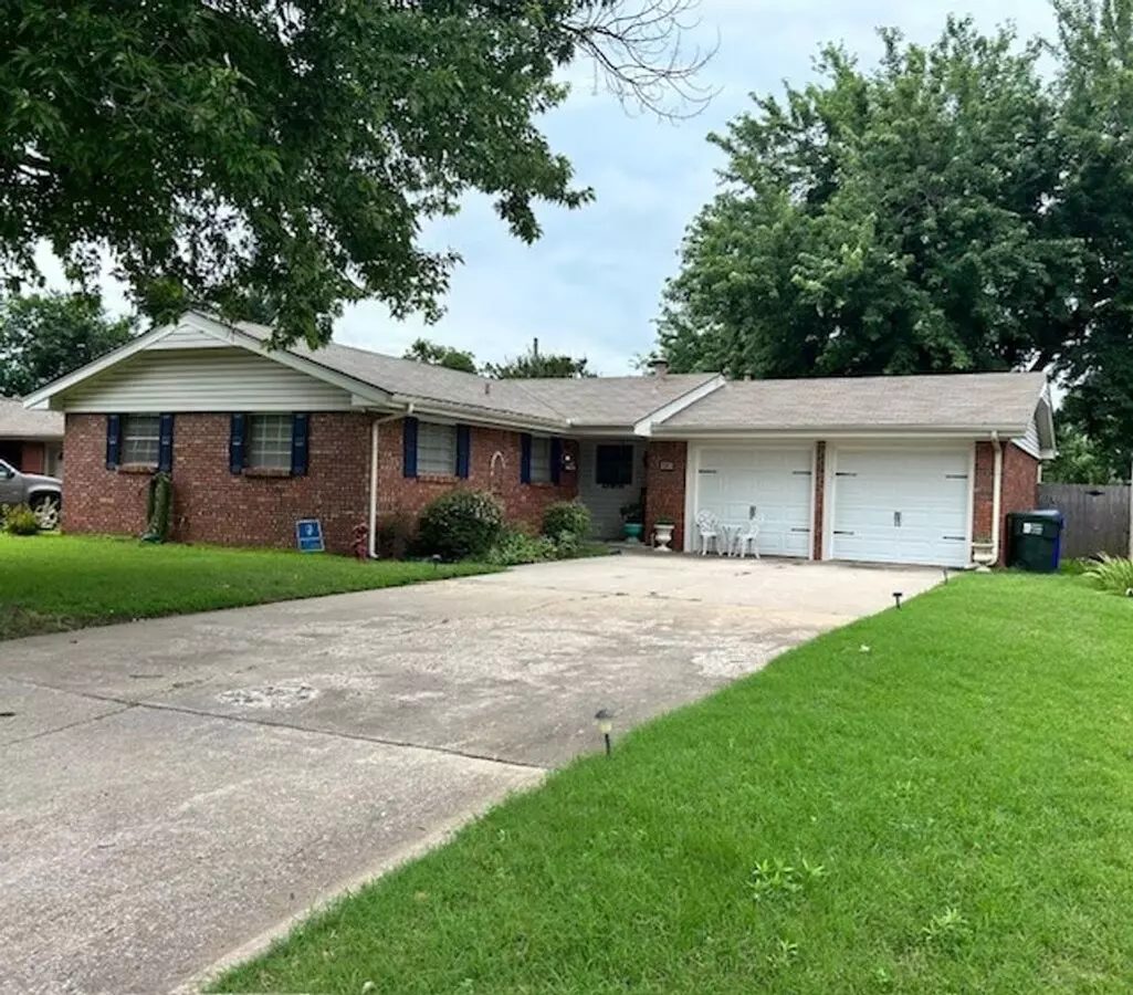 (3) Bed/(1.5) Bath Near Core Norman And Ou Avail Aug 1! House for rent in Norman, OK