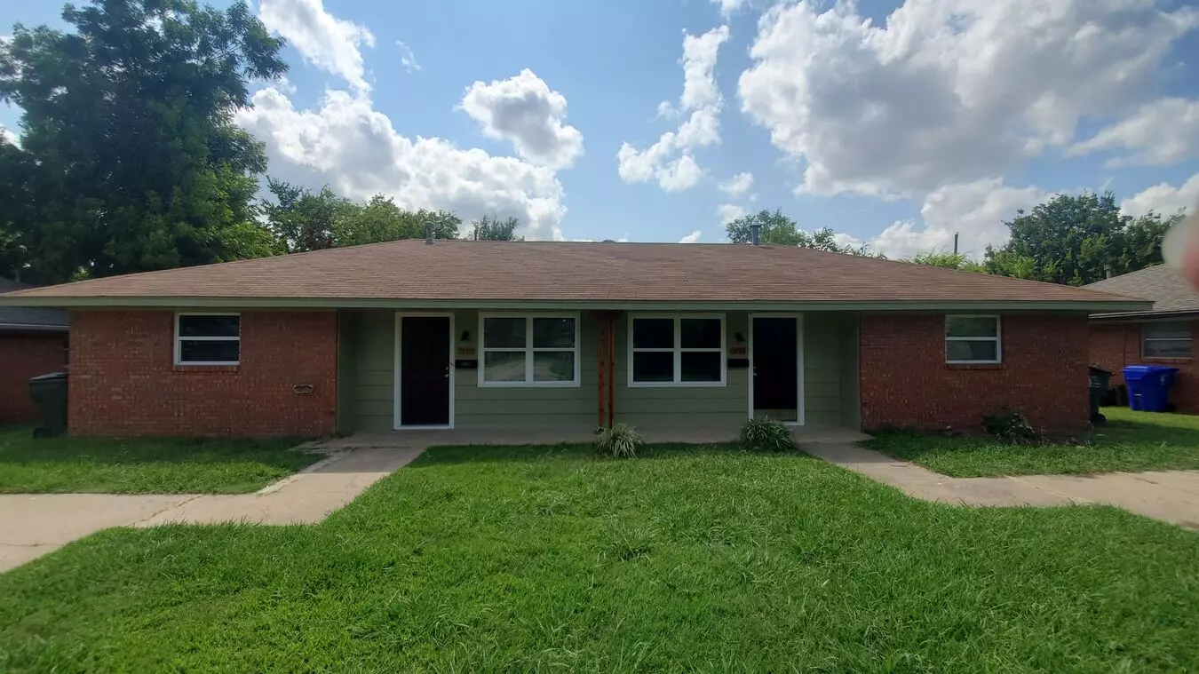 (2) Bedroom Duplex E Norman Avail Now! House for rent in Norman, OK